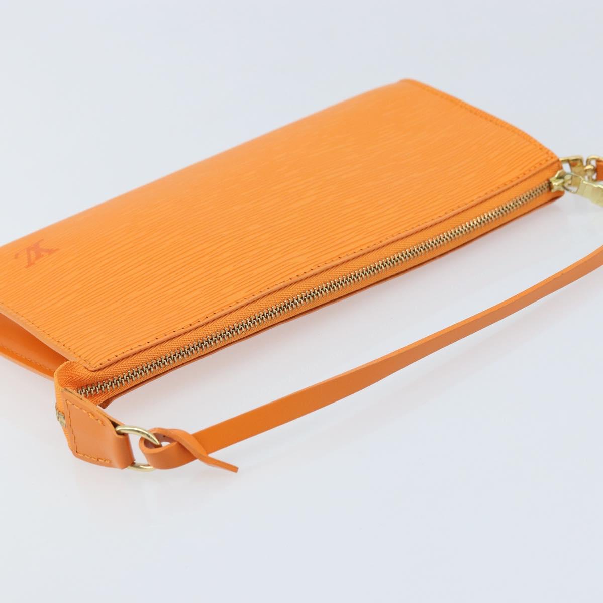 LOUIS VUITTON Epi Pochette Accessoires Pouch Orange Mandarin M5294H Auth YKZ750V